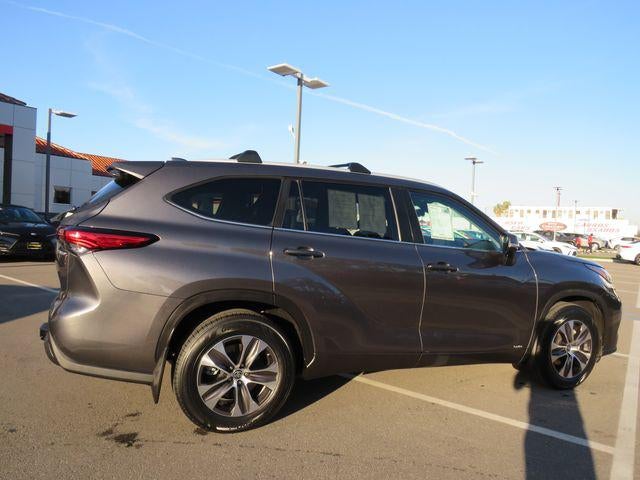 2023 Toyota HIGHLANDER HYBRD XLE