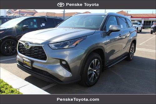 2026 Toyota Highlander Hybrid XLE