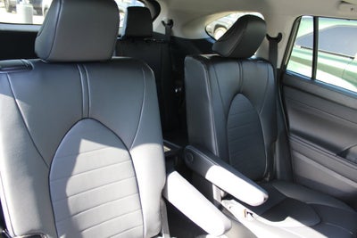 2026 Toyota Highlander Hybrid XLE