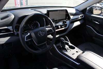 2026 Toyota Highlander Hybrid XLE