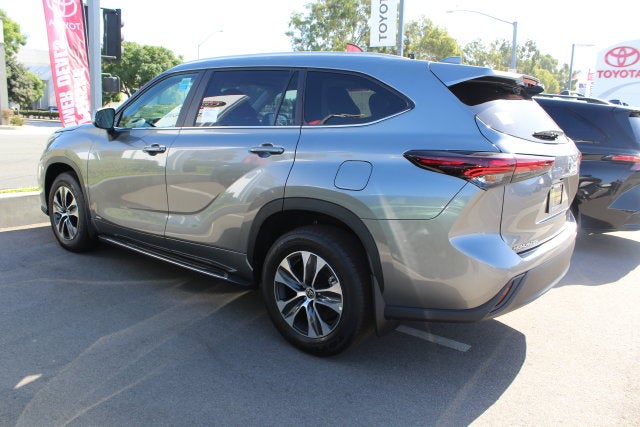 2026 Toyota Highlander Hybrid XLE