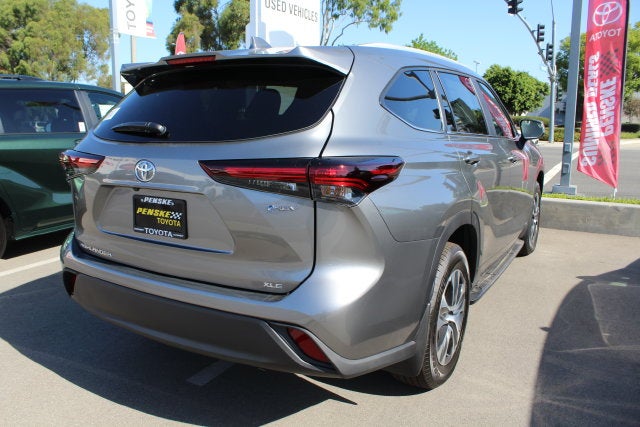 2026 Toyota Highlander Hybrid XLE