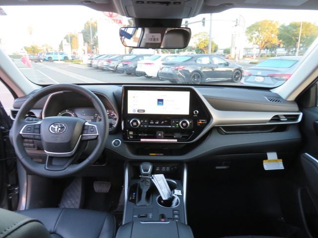 2026 Toyota Highlander Hybrid Hybrid XLE