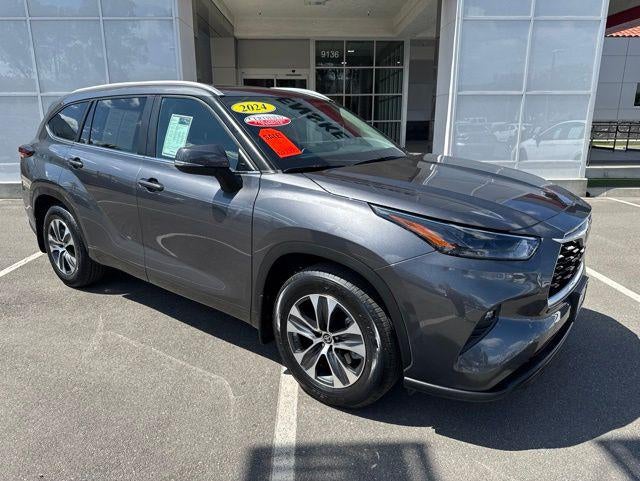 2024 Toyota HIGHLANDER XLE