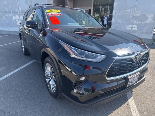 2023 Toyota HIGHLANDER Limited