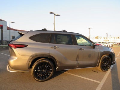 2026 Toyota Highlander XSE