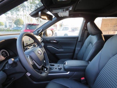 2026 Toyota Highlander XSE