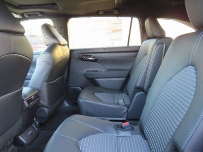 2026 Toyota Highlander XSE