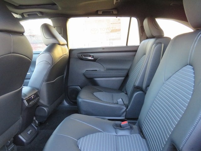 2026 Toyota Highlander XSE