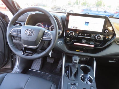 2026 Toyota Highlander XSE
