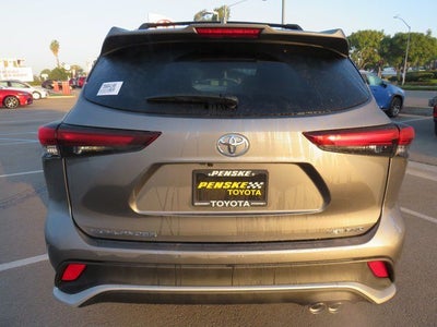 2026 Toyota Highlander XSE