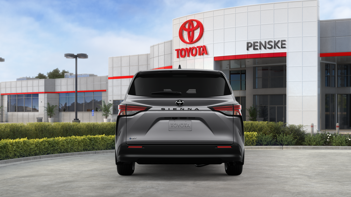 2026 Toyota Sienna LE