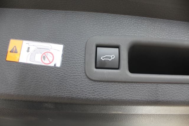 2026 Toyota Sienna LE 8 Passenger