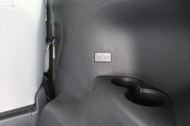 2026 Toyota Sienna LE 8 Passenger
