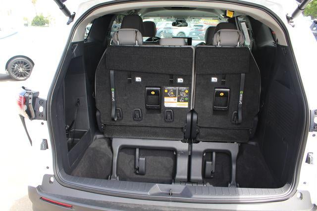 2026 Toyota Sienna LE 8 Passenger