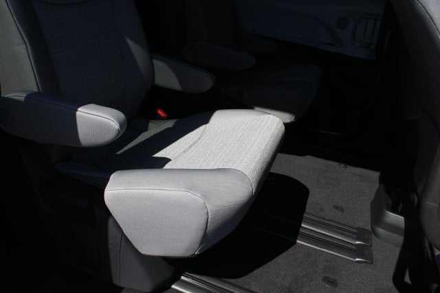 2026 Toyota Sienna LE 8 Passenger