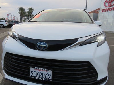2023 Toyota SIENNA LE AWD LE 8 Passenger