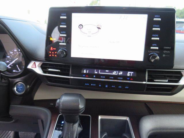 2023 Toyota SIENNA LE AWD LE 8 Passenger