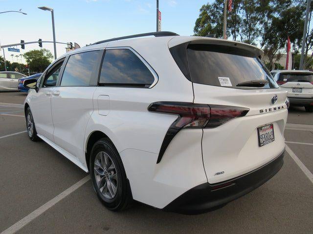 2023 Toyota SIENNA LE AWD LE 8 Passenger