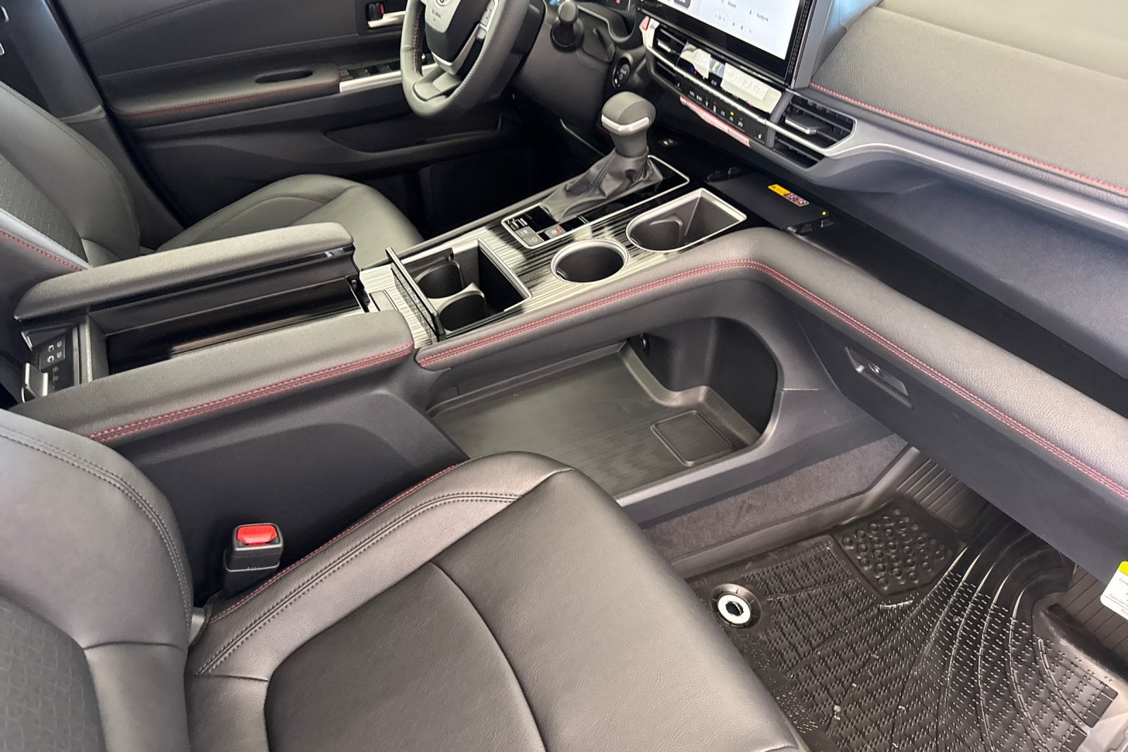 2026 Toyota Sienna XSE 7 Passenger