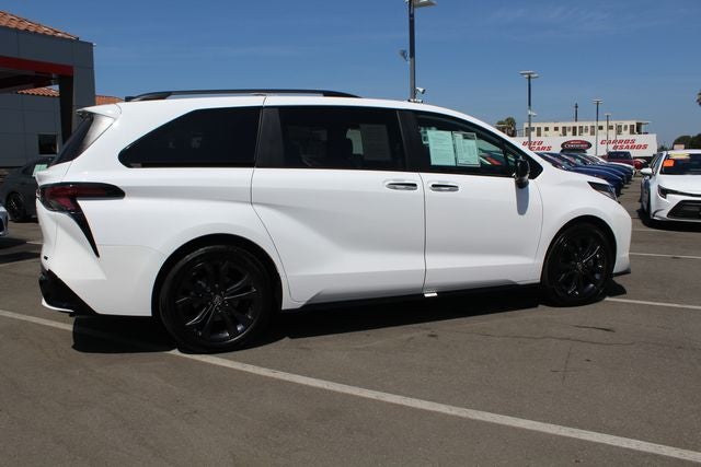 2026 Toyota Sienna XSE 7 Passenger