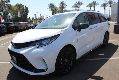 2026 Toyota Sienna XSE 7 Passenger