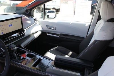 2026 Toyota Sienna XSE 7 Passenger