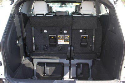 2026 Toyota Sienna XSE 7 Passenger
