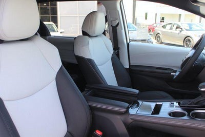 2026 Toyota Sienna XSE 7 Passenger