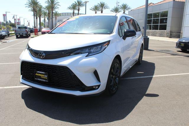 2026 Toyota Sienna XSE 7 Passenger