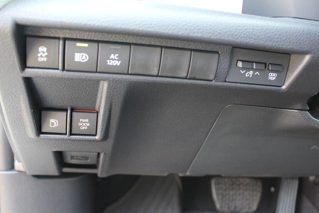 2026 Toyota Sienna XSE 7 Passenger