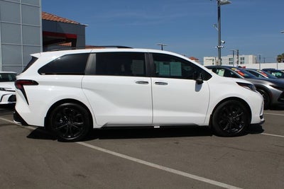 2026 Toyota Sienna XSE 7 Passenger
