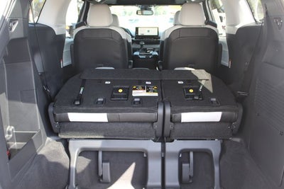 2026 Toyota Sienna XSE 7 Passenger