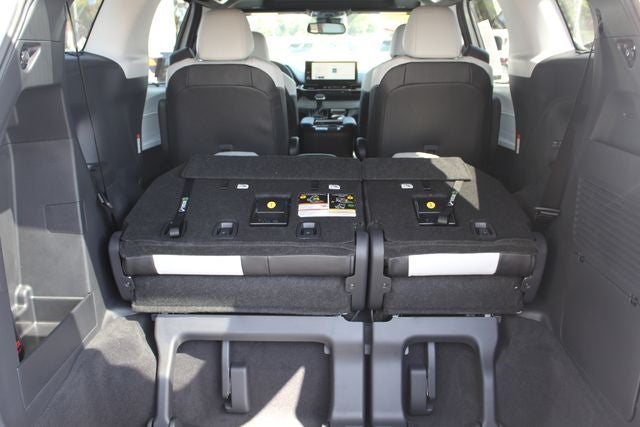 2026 Toyota Sienna XSE 7 Passenger
