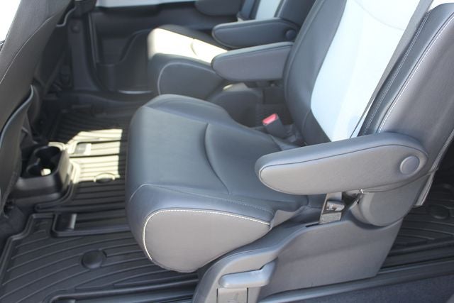 2026 Toyota Sienna XSE 7 Passenger