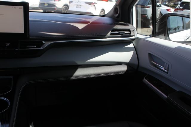 2026 Toyota Sienna XSE 7 Passenger