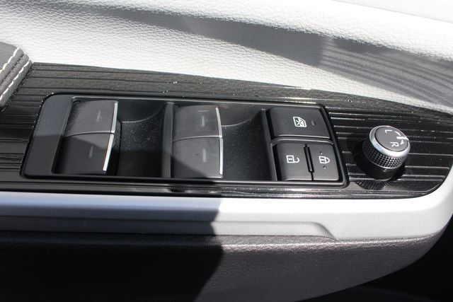 2026 Toyota Sienna XSE 7 Passenger