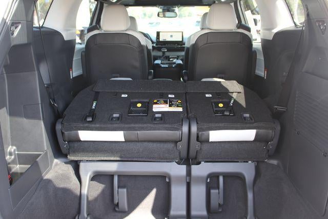 2026 Toyota Sienna XSE 7 Passenger
