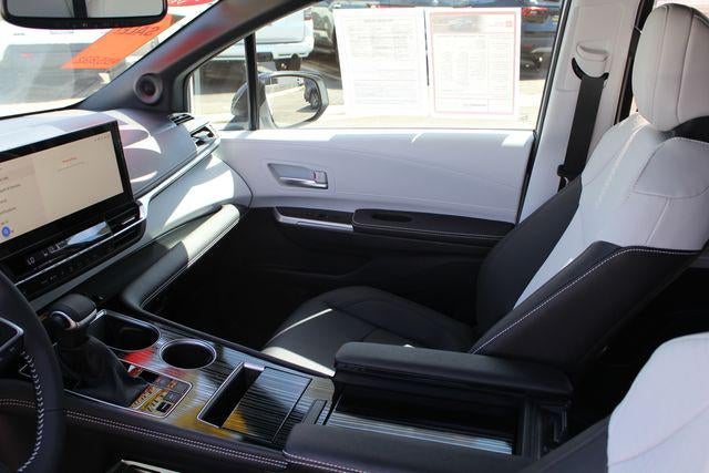 2026 Toyota Sienna XSE 7 Passenger