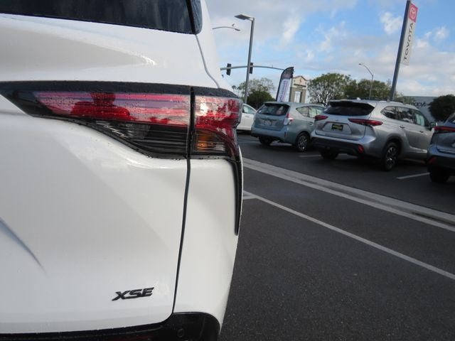 2026 Toyota Sienna XSE 7 Passenger