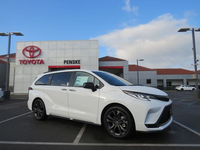 2026 Toyota Sienna XSE 7 Passenger