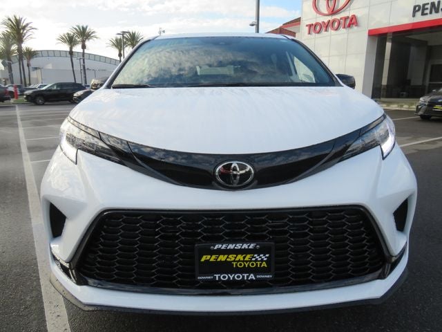 2026 Toyota Sienna XSE 7 Passenger