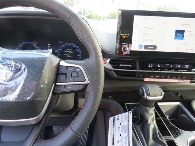 2026 Toyota Sienna XSE 7 Passenger