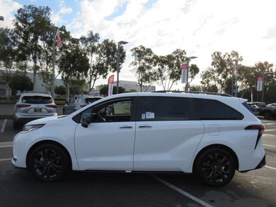 2026 Toyota Sienna XSE 7 Passenger
