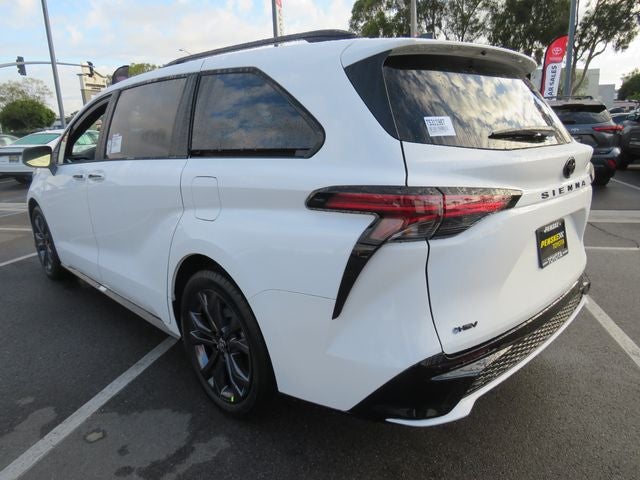 2026 Toyota Sienna XSE 7 Passenger