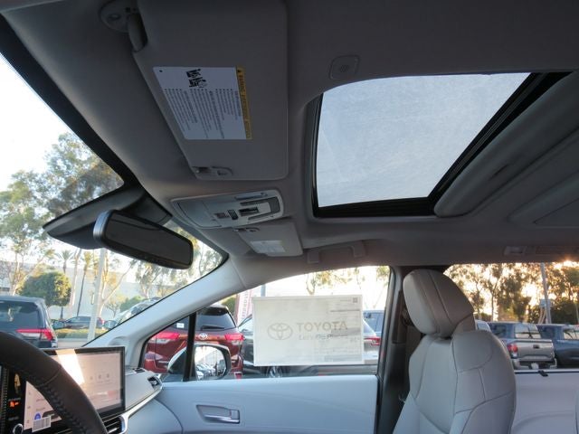 2026 Toyota Sienna XLE