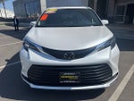 2026 Toyota SIENNA XLE XLE 8 Passenger