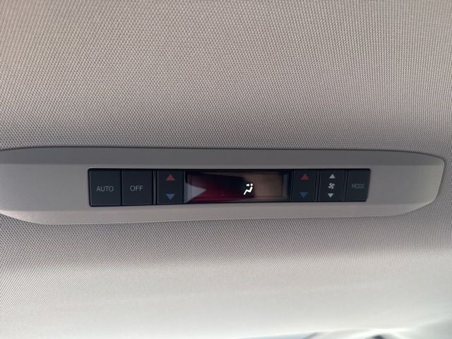 2026 Toyota SIENNA XLE XLE 8 Passenger