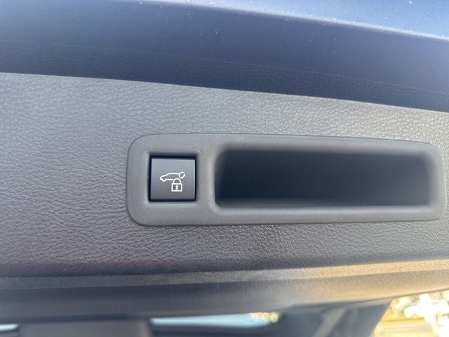 2026 Toyota SIENNA XLE XLE 8 Passenger