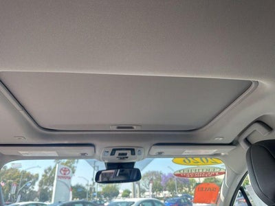 2026 Toyota SIENNA XLE XLE 8 Passenger